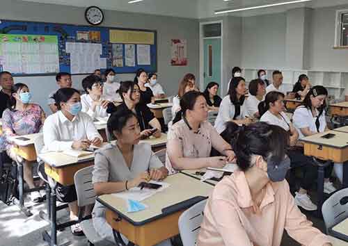 逐夢路上 你我同行——私立青島智榮中學（城陽京華學校）家長會報道